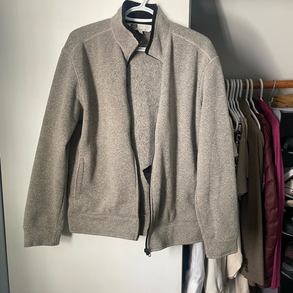 Tilley Zip Up